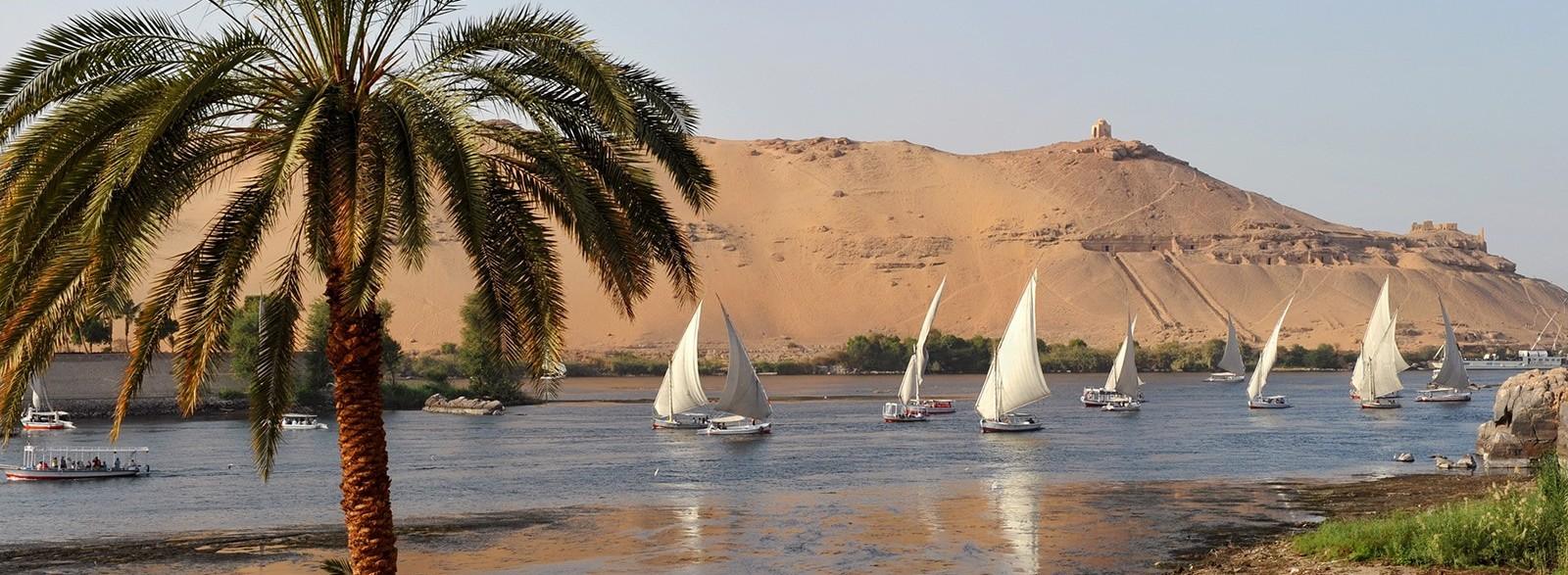 Aswan day tours private Nile boat trip